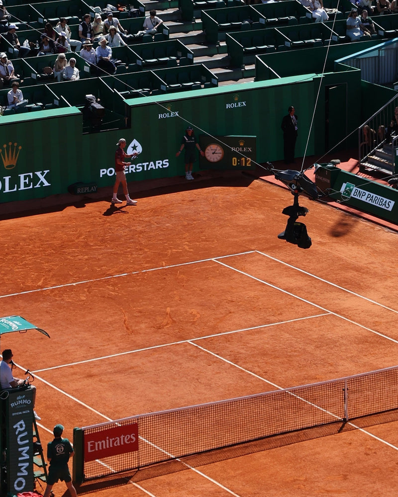 String Tips #3 - Faut-il baisser sa tension sur terre battue ?