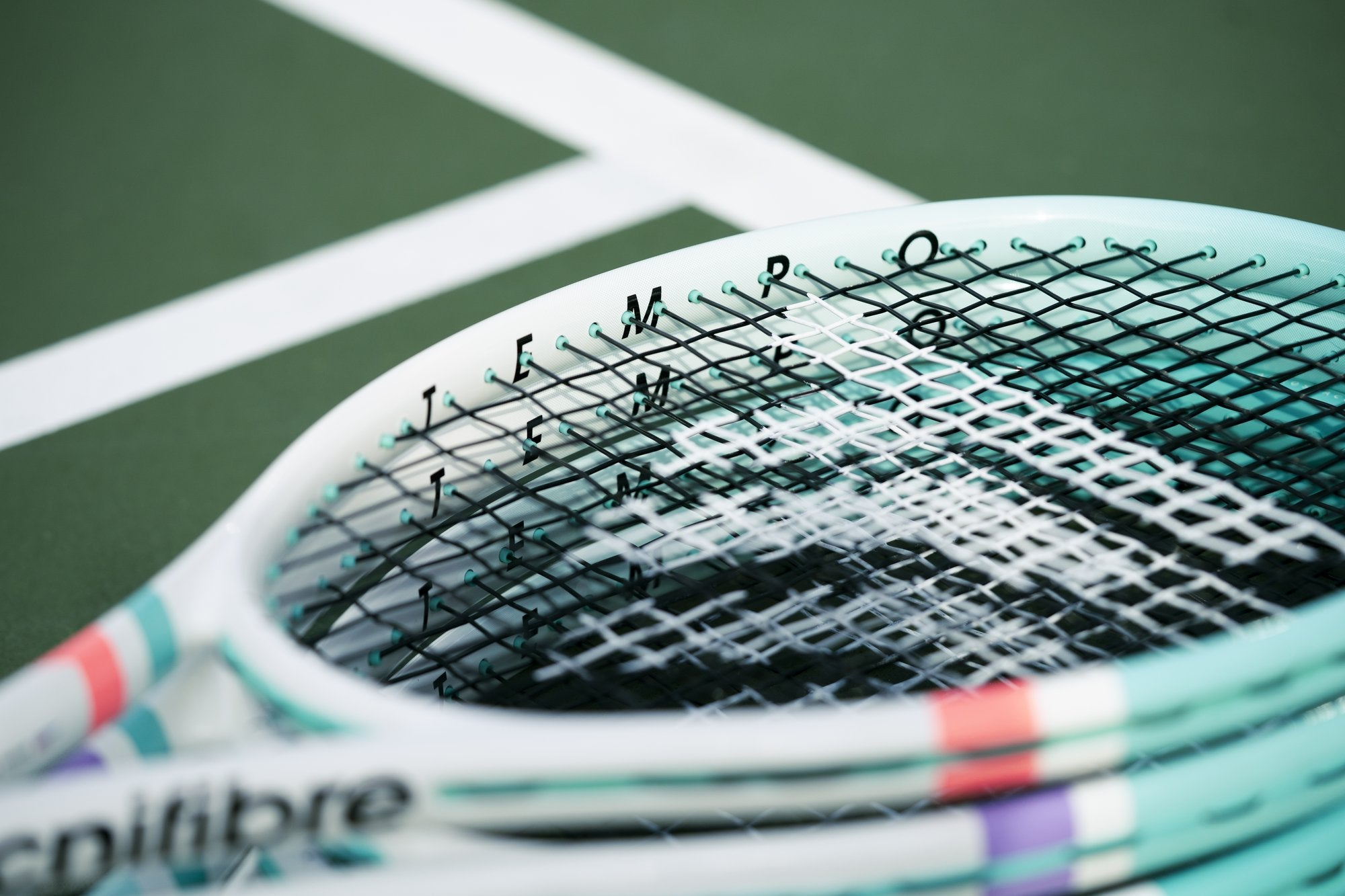 TEMPO TOUR Adult tennis racket