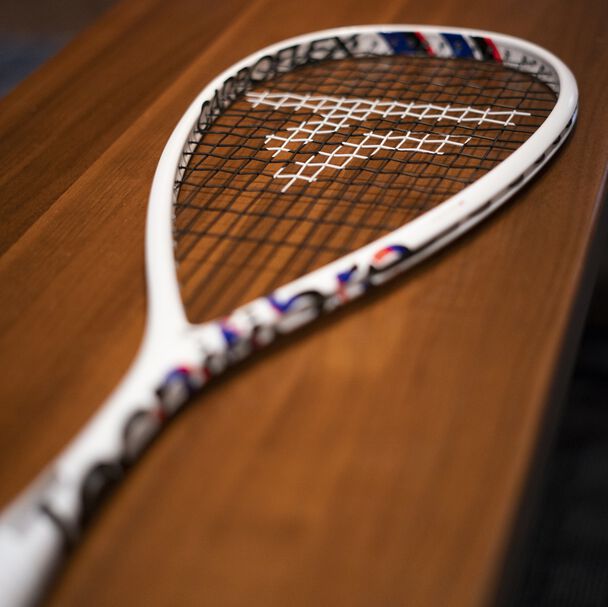 Junior squash racket CARBOFLEX JR 2024 Strung | Tecnifibre